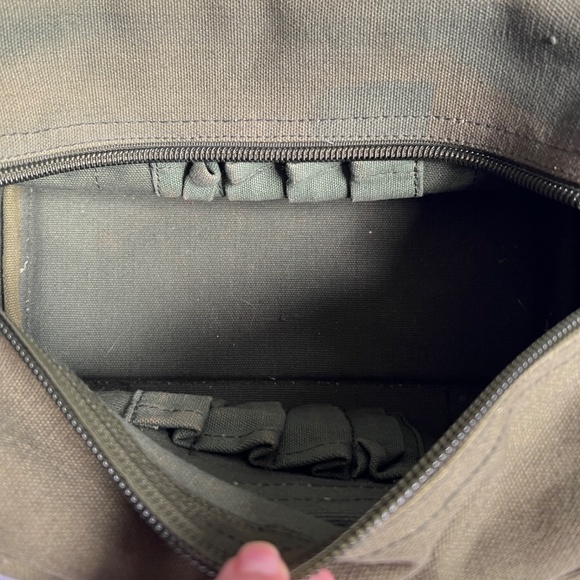 Aritzia Duffle Tote Bag Small Army Green Cotton Canvas Front & Back Pockets - Picture 8 of 8